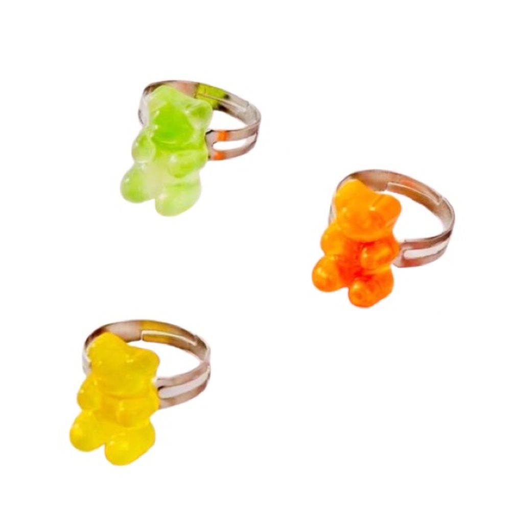 🌟 HOST PICK!  🌟 NWOT Adorable Gummy Bear Ring’s! - Picture 3 of 3